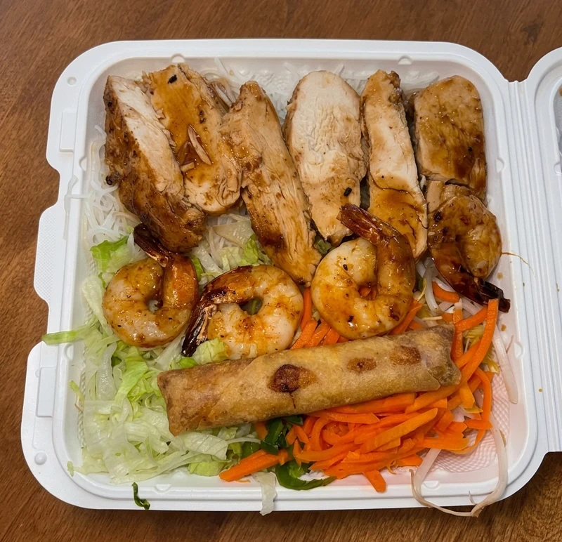 Shrimp and chicken bowl from Thai Tai Vietnamese in Calgary&rsquo;s Beltline